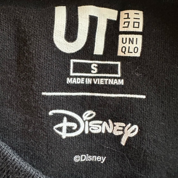 Uniqlo Disney T-shirt - Picture 4 of 5